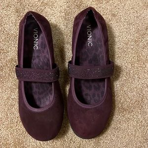 Vionic ballerina flats, size 8